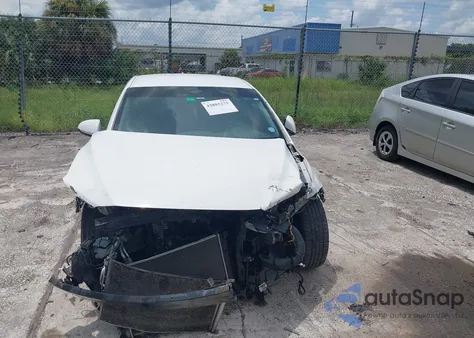 2017 Hyundai Elantra Se из США, поврежденный, VIN 5NPD84LF3HH058118